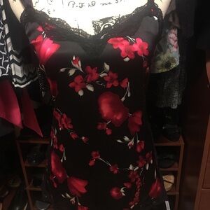 White House Black Market‎ floral silk tank top